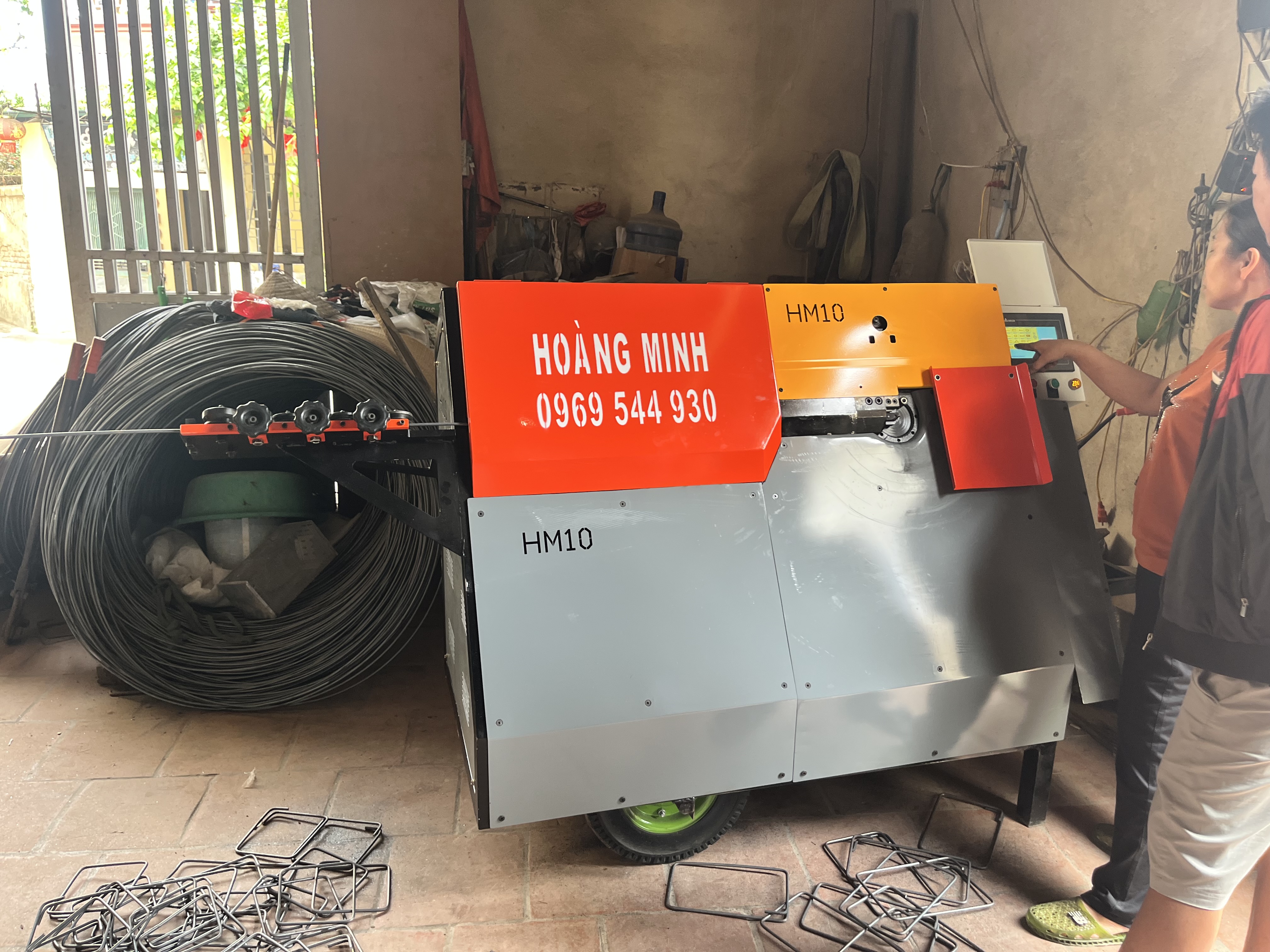 Máy bẻ đai HM10 giao về Hà Nội | Giá tốt – Hiệu quả cao